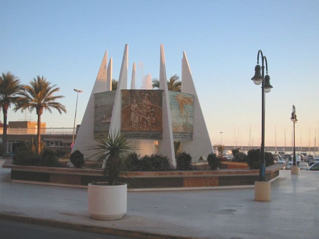 Monument to the Chorister Habaneras on Vistalegre Promenade Torrevieja AlicanteAlacant Spain
