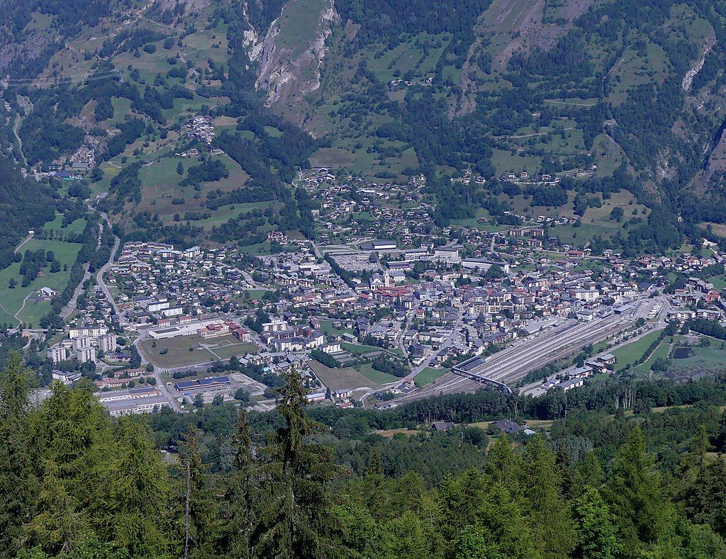 Vue de BourgSaintMaurice depuis Les Arcs