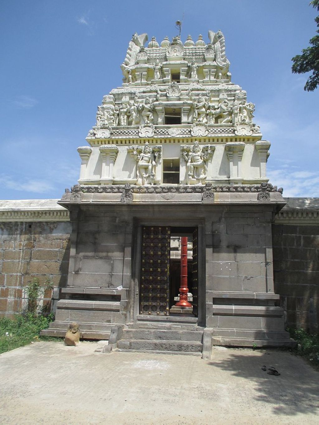 Trilokyanatha Temple