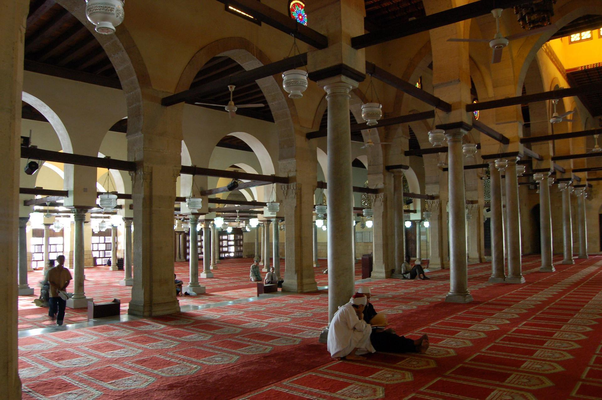 Le Caire