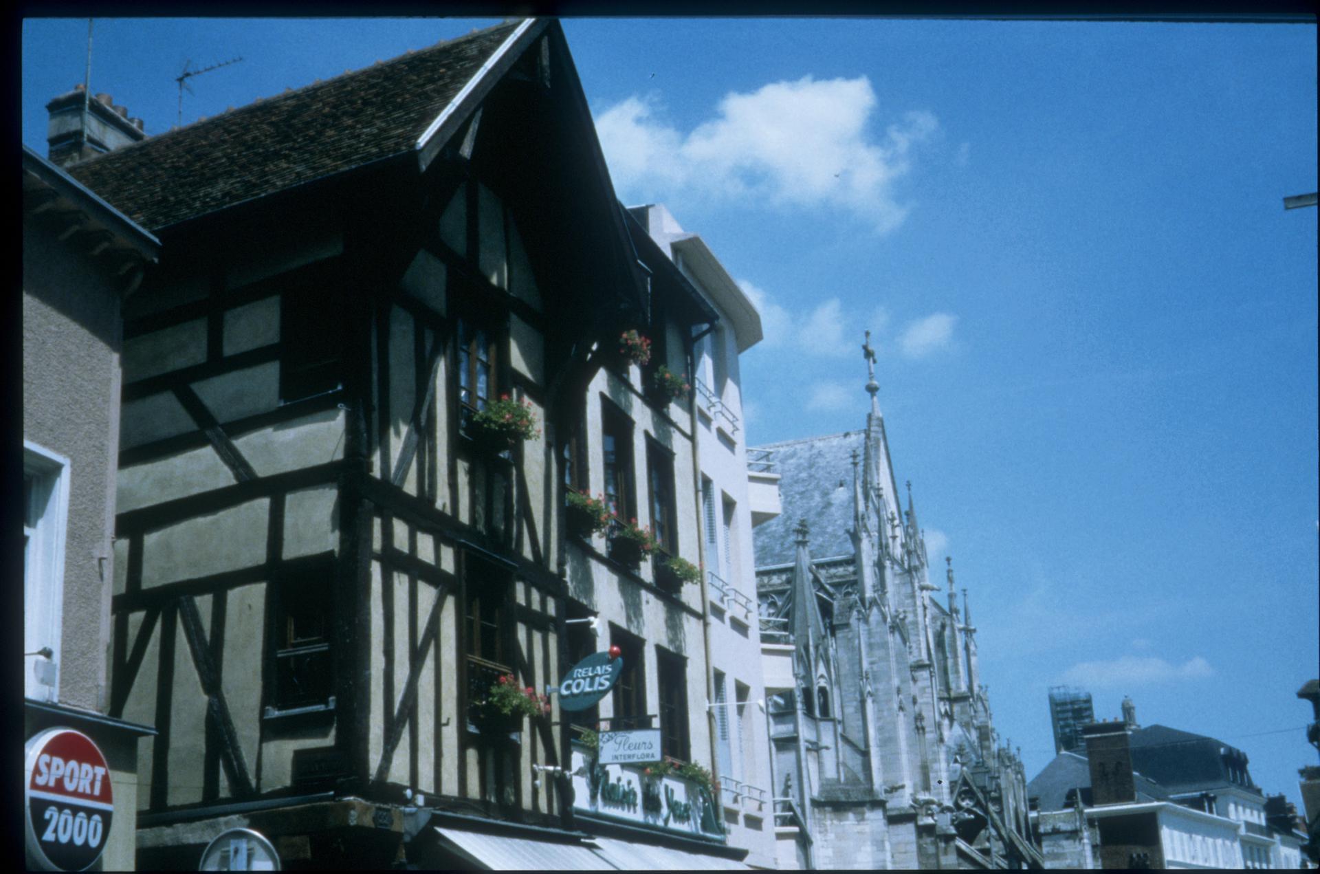 Troyes