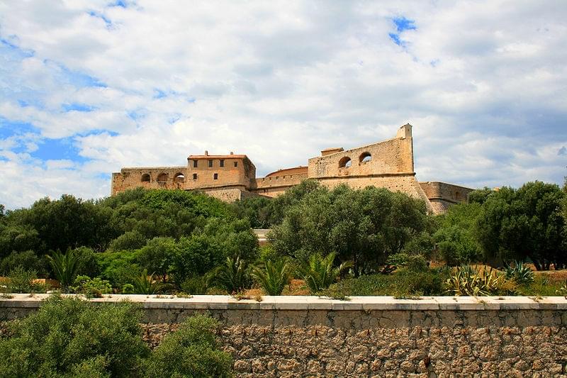 Fort carrÃ