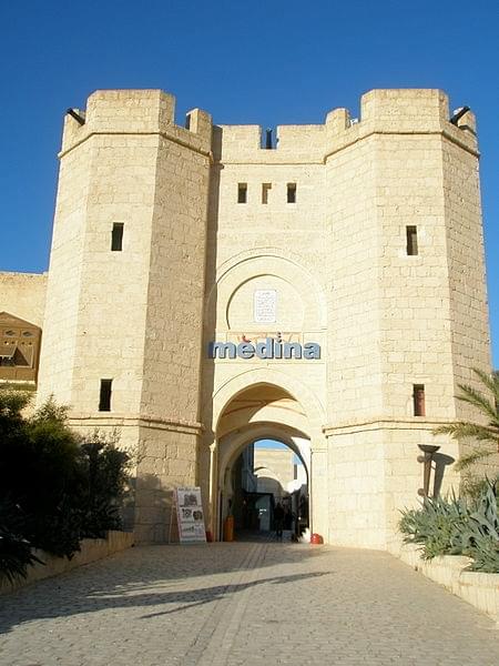 Yasmine Hammamet