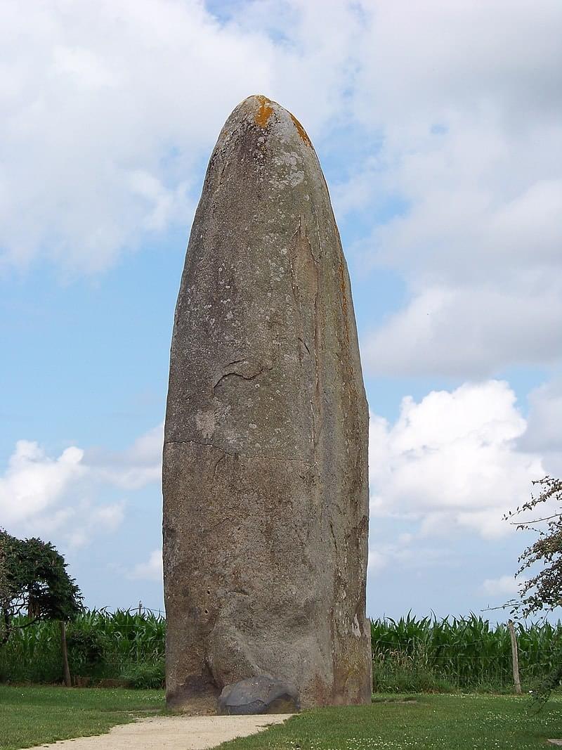 Menhir de Champ-Dolent