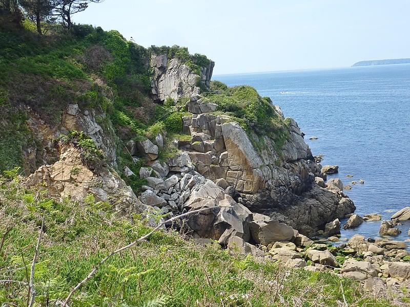 Sentier des RochesBlanches