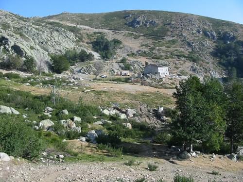 Bergeries de Capanelle refuge du Parc rÃgional