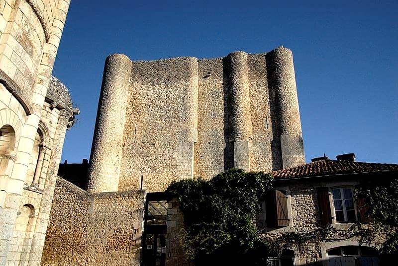 Donjon de Gouzon