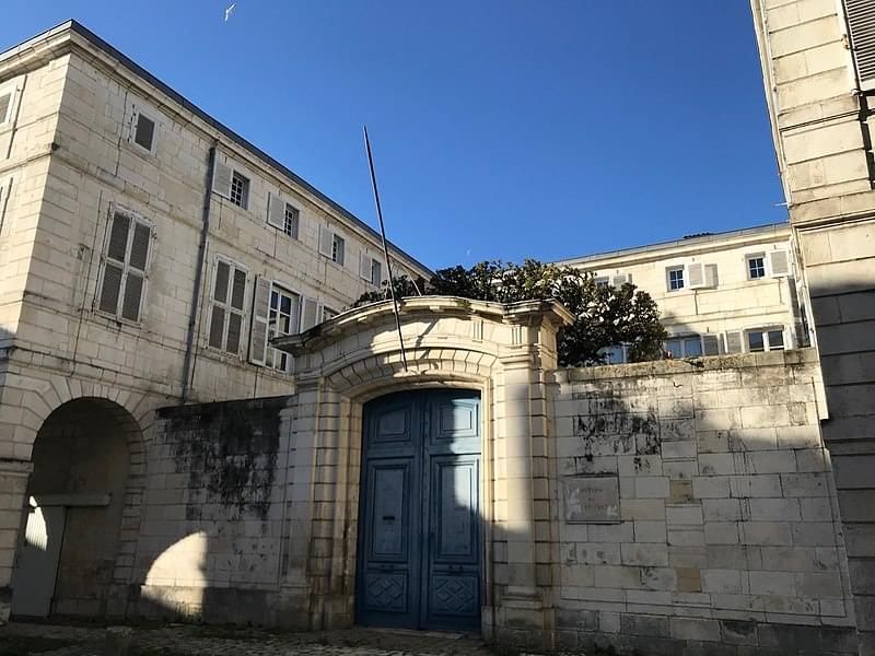 Rue de lEscale