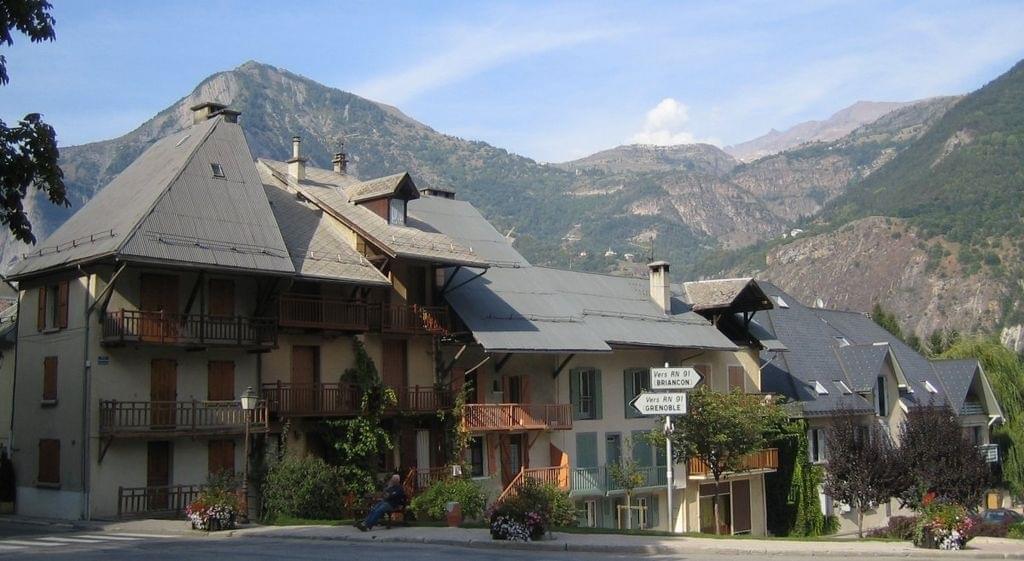 Village du BourgdOisans