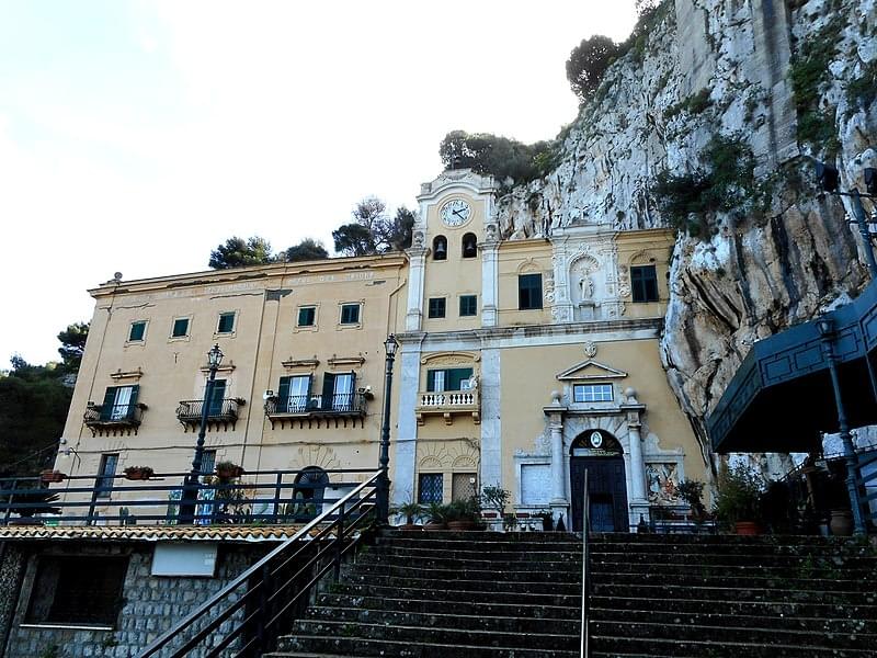 Le sanctuaire de Santa Rosalia