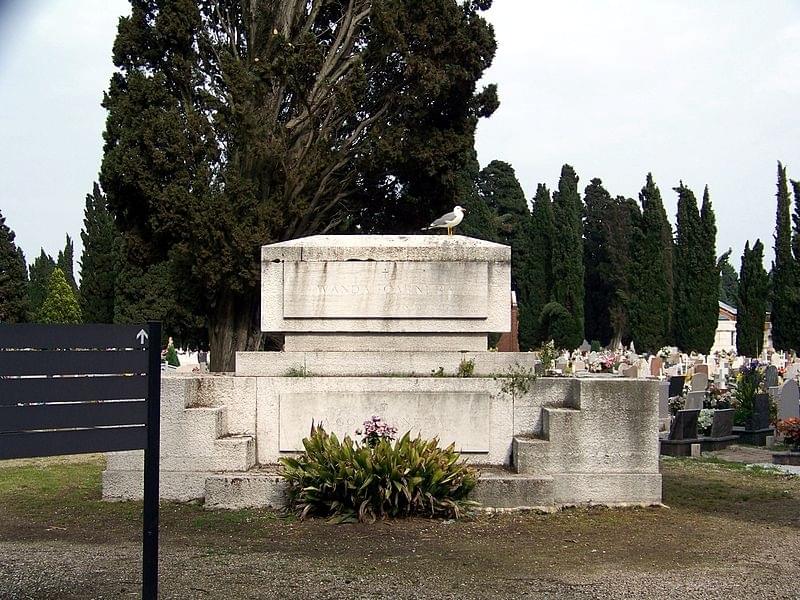 CimetiÃre GrecOrthodoxe de San Michele