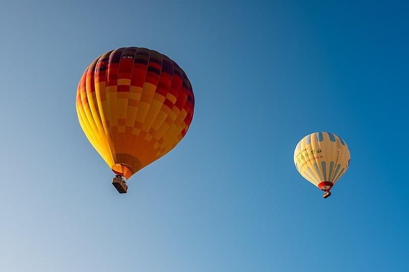 Le QuÃ©bÃ¨c en sautant d'une montgolfiÃ¨re