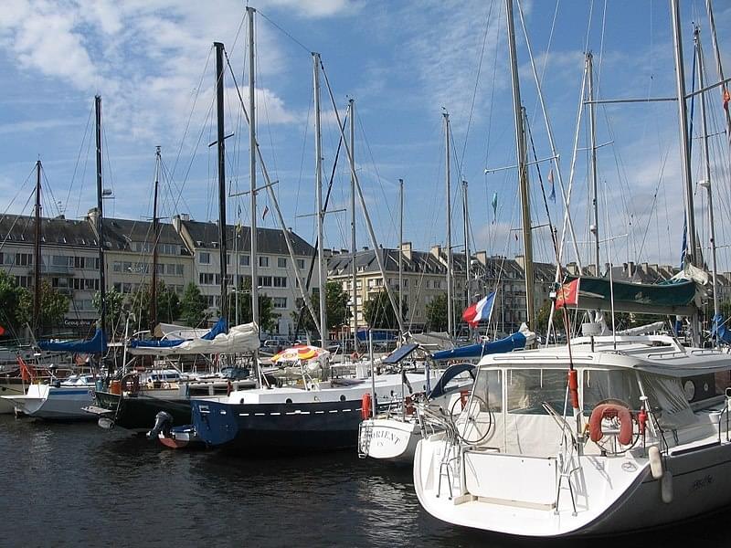 Le port de plaisance  Caen
