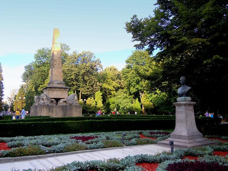 Parc Copou  Tilleul dEminescu