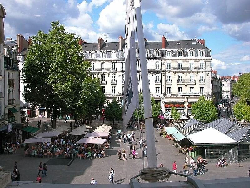Place du Commerce de Nantes