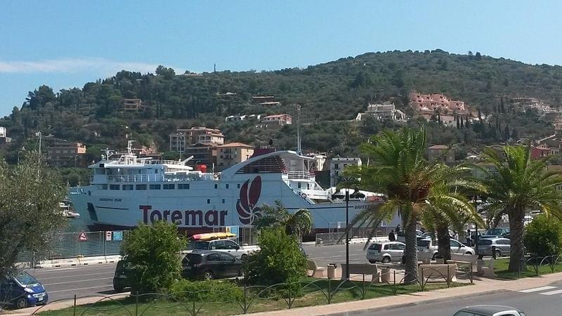 Ferry de Porto Santo Stefano