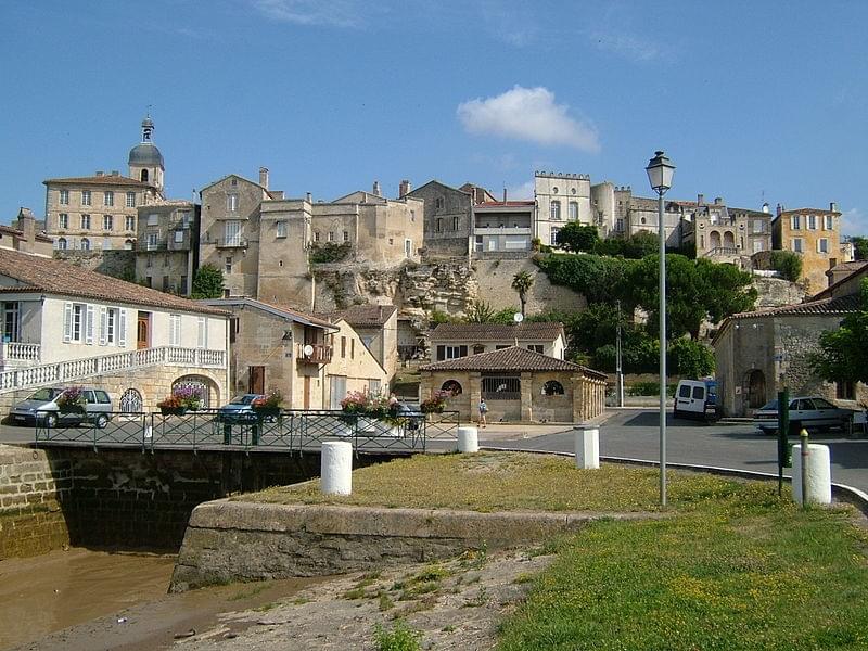 Bourg