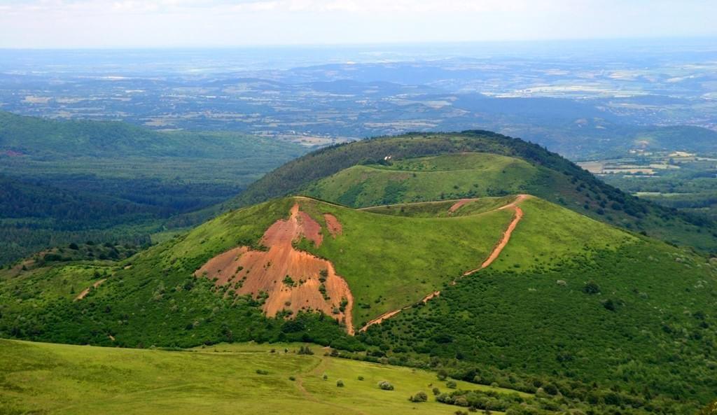 Le sommet du Puy de Dôme dans le PuydeDôme