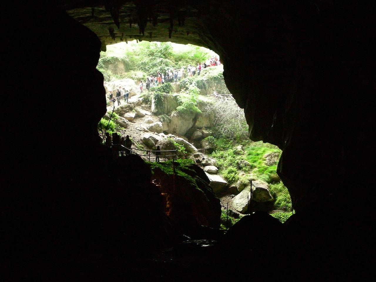 Grotte  de Lombrives