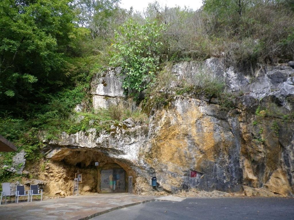 Grottes dIsturitz et dOxocelhaya
