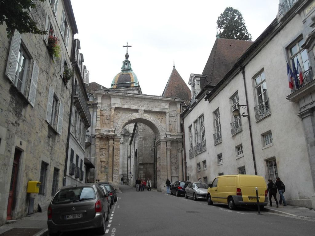 Porte Noire