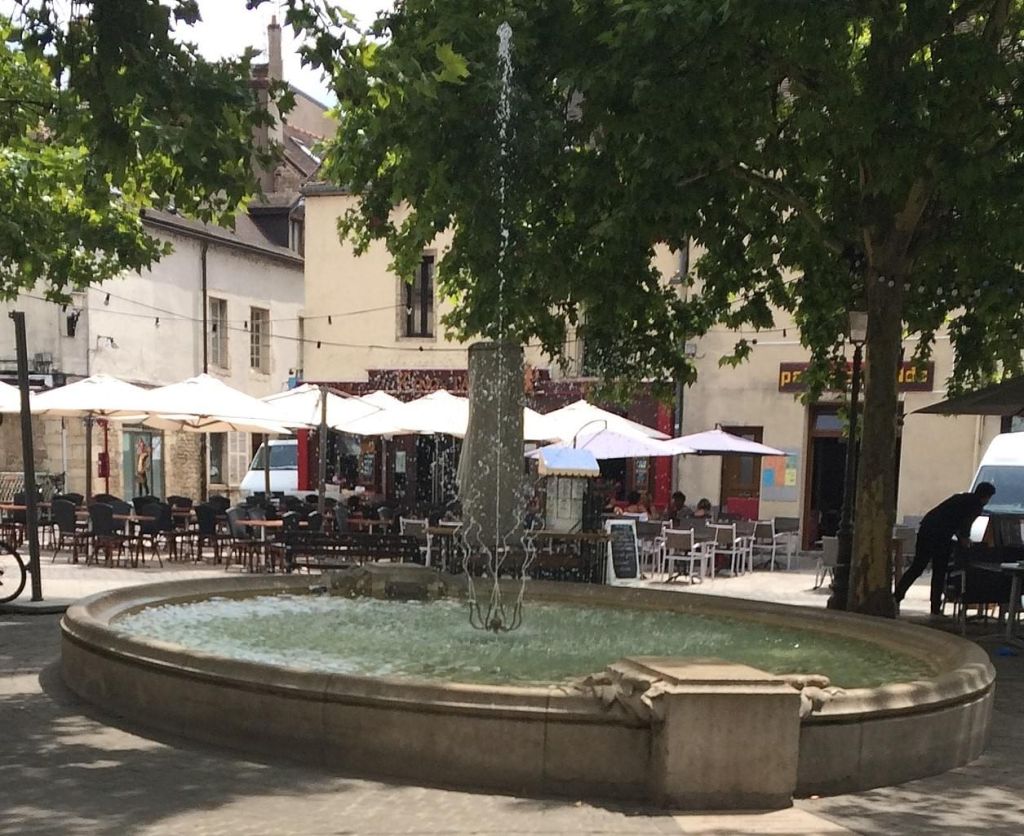Place Emile Zola