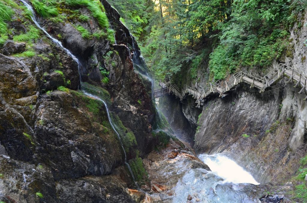 Grottes de Durnand