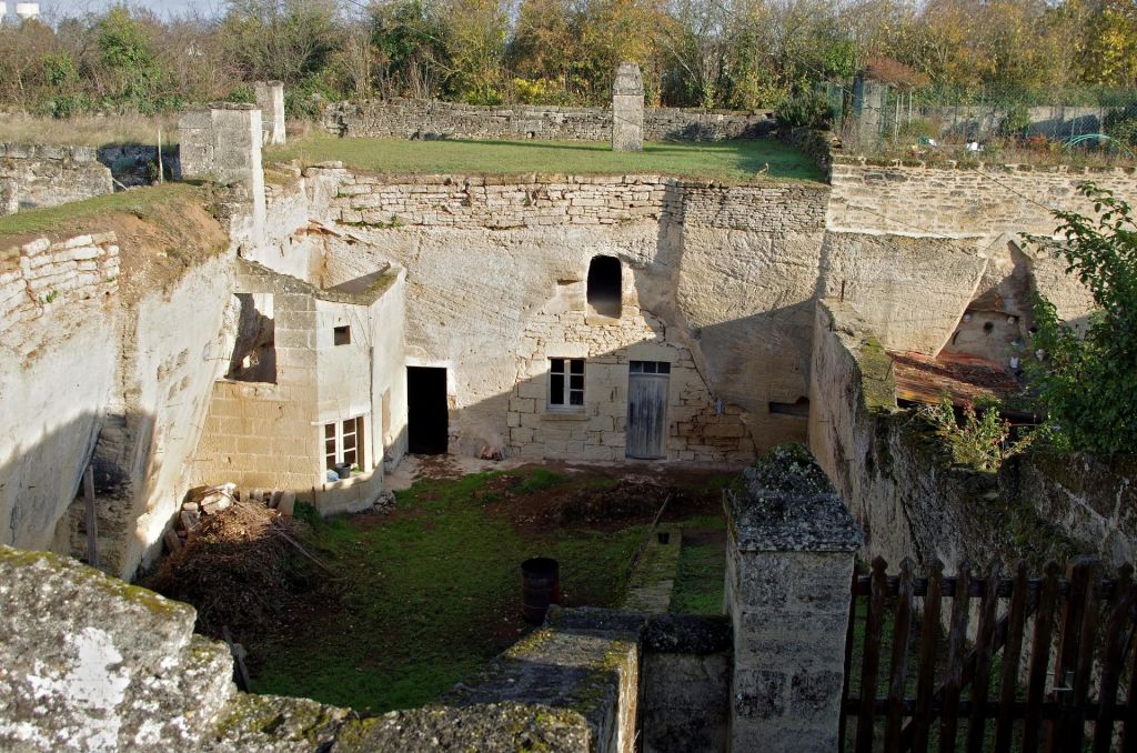 Les caves aux sarcophages