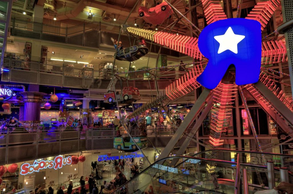 Toys R Us