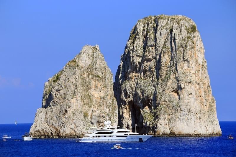 Les Faraglioni de Capri
