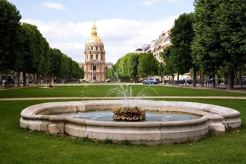 Les Invalides
