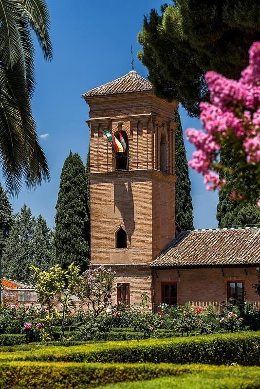 www.hacienda-la-colora.com The gardens - Les jardins - La Alhambra de Granada Spain Andalousia - Picture Image Photography