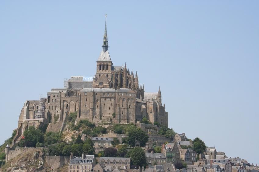 L'abbaye au sommet du Mont
