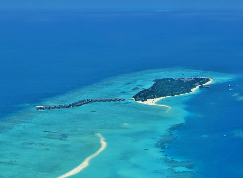 L'île-hôtel de Landaa Giraavaru (Maldives, atoll de Baa). Les Maldives