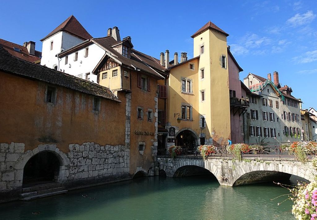 Annecy La Vieille Ville Dannecy