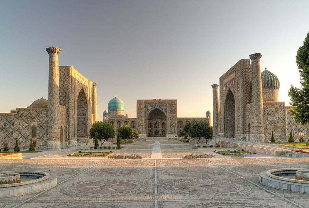 Registan square Samarkand Samarcande