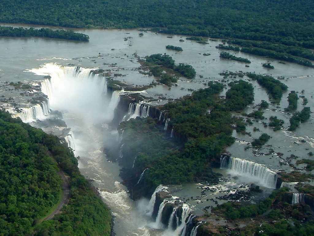 Chutes dIguazúBrasilArgentina Les Chutes Diguazu