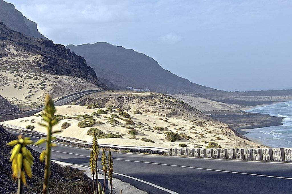Estr. Baía das Gatas - Calhau, Cape Verde Cap-Vert