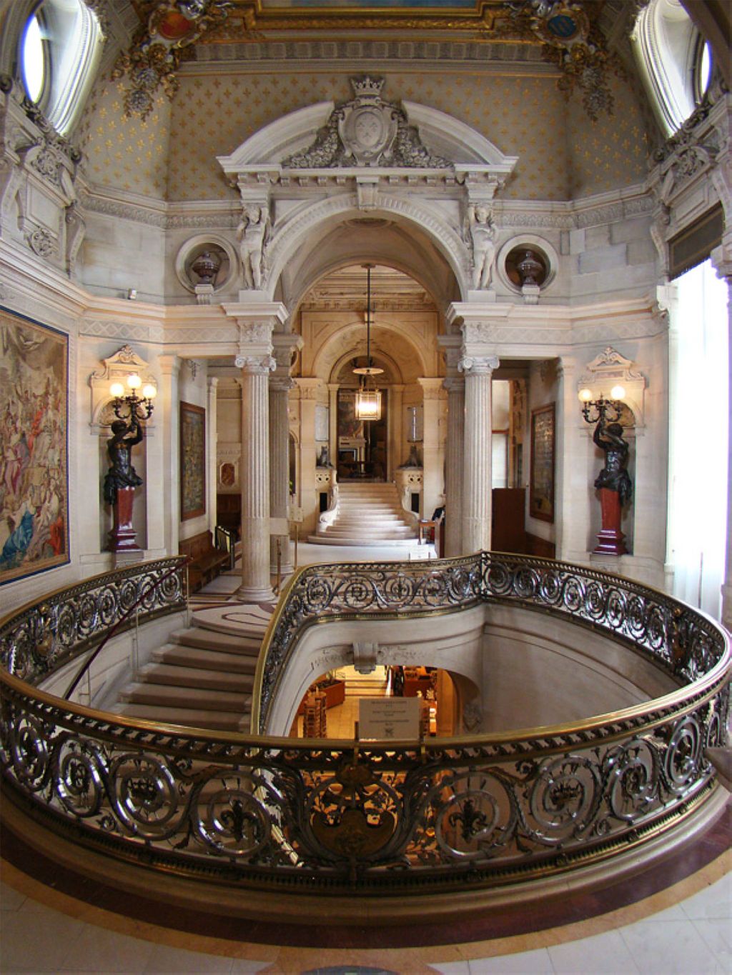 Château de Chantilly Oise Picardie France Château De Chantilly  Musée Condé