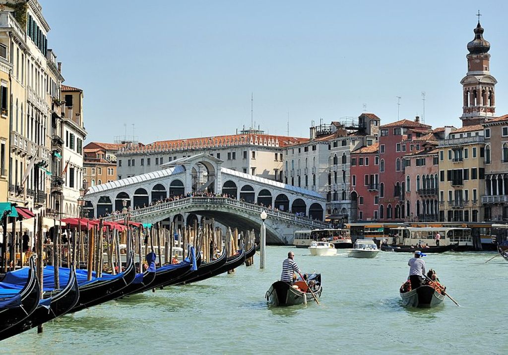 Rialto Gondoliers Le Rialto