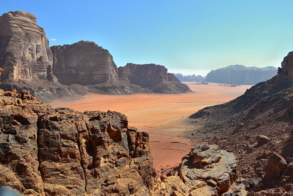 21 Lawrence of Arabia Spring  Magnificent Views at the Top of the Trail  panoramio Le Désert Du Wadi Rum
