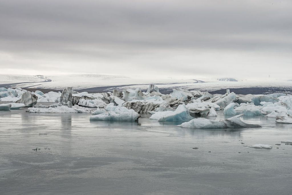Vatnajökull Glacier in Iceland Vatnajökull  Jökulsárlón
