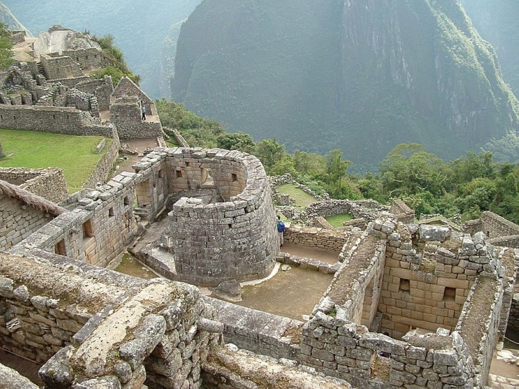 Machupicchu intihuatana. Sanctuaire Historique De Machu Picchu