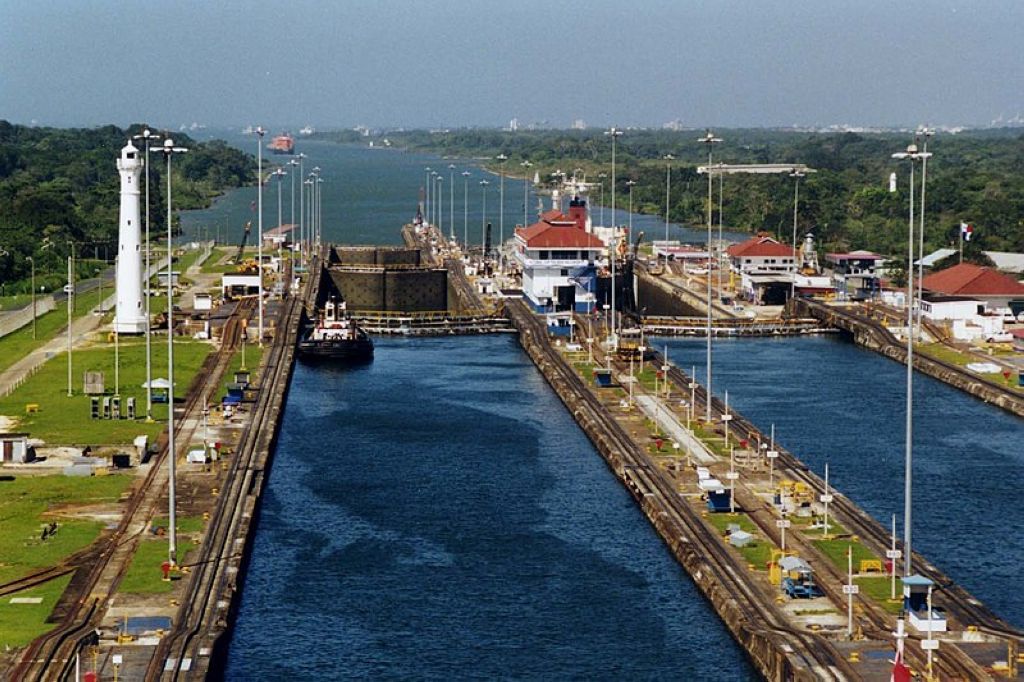 Panama Canal Gatun Locks. Canal De Panama