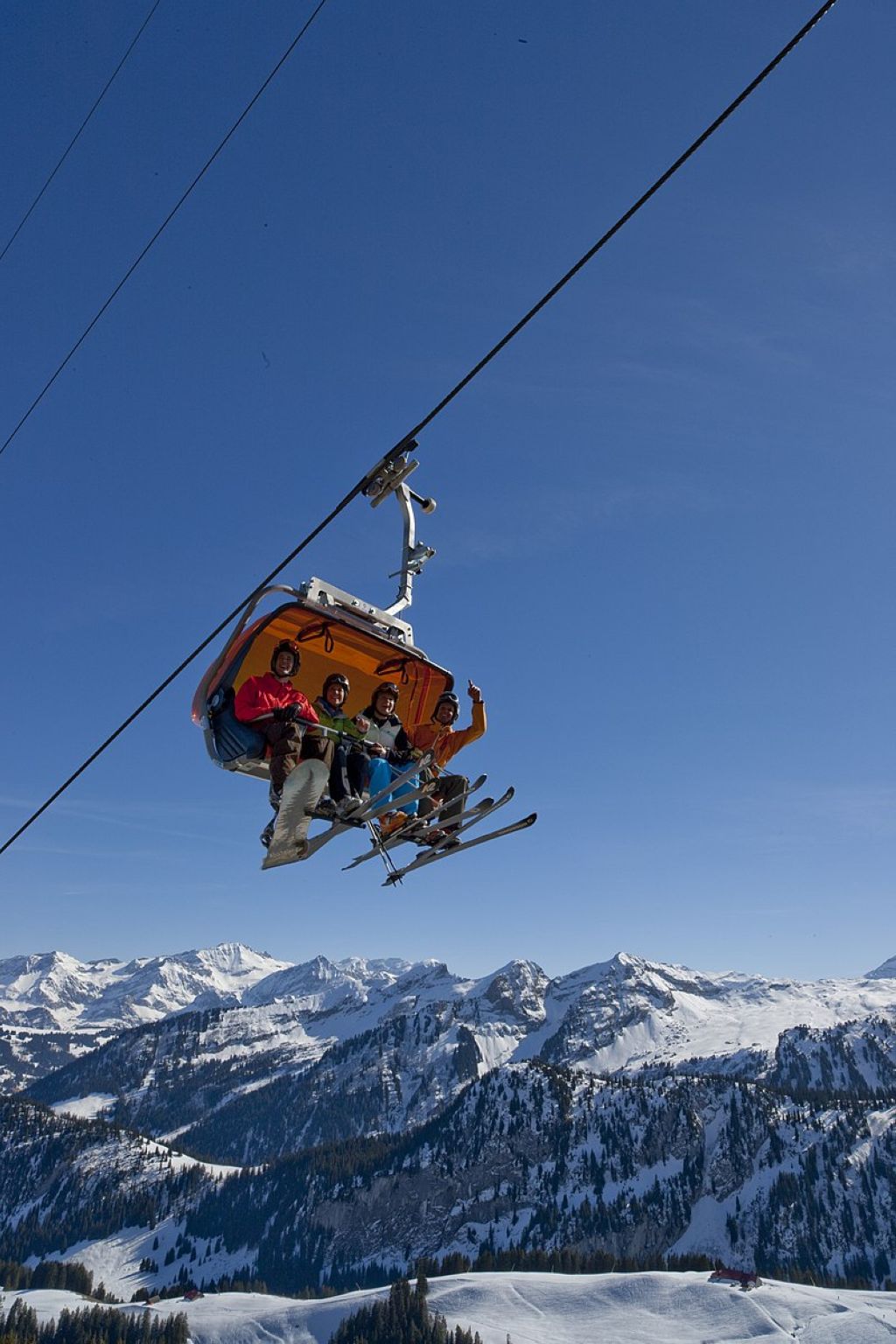 Mountain Railway Chalberhöni Skier À Gstaad
