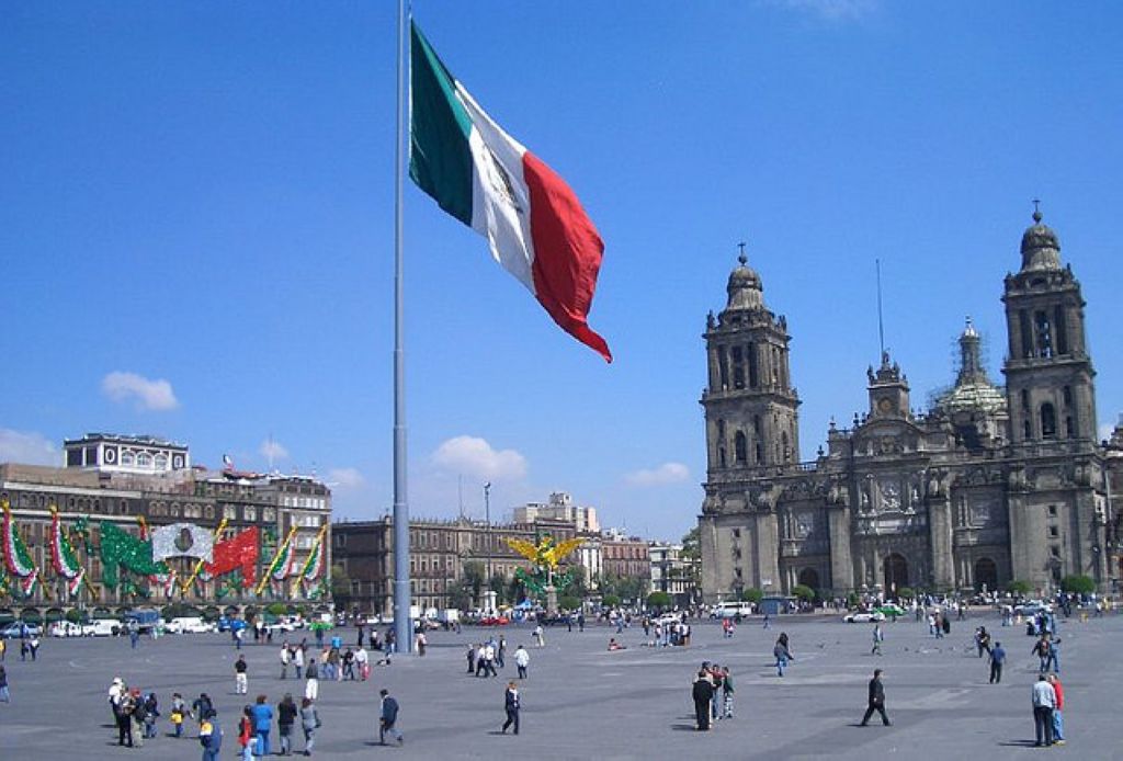 Plaza de la Constitucion Ciudad de Mexico City Centre Historique De Mexico Et Xochimilco