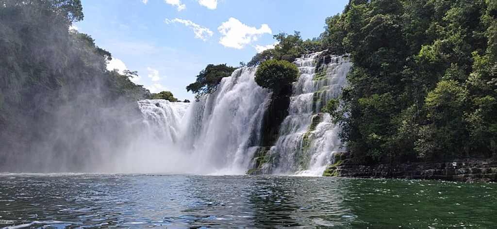 Catarata Federico Ahlfeld. Parc National Noël Kempff Mercado
