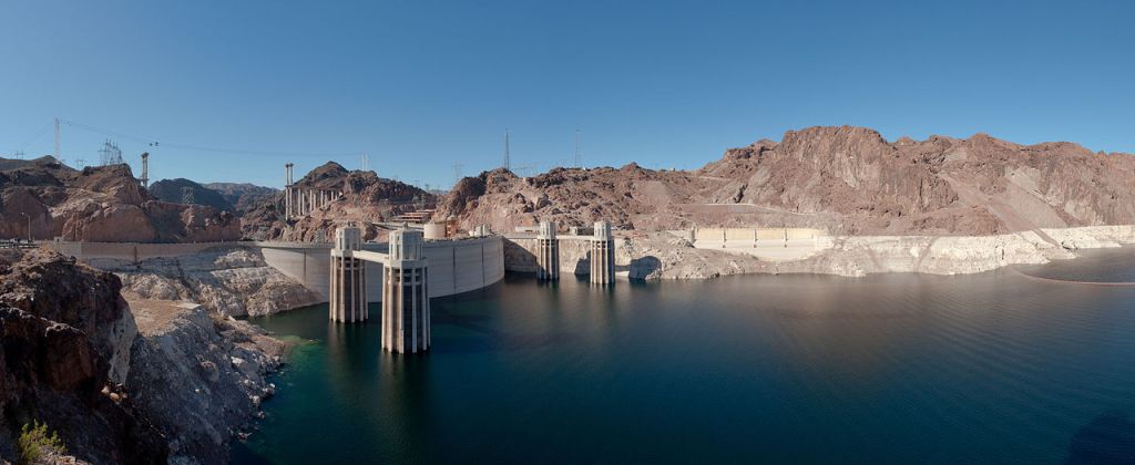 Hoover Dam panorama from Arizona. Le Hoover Dam