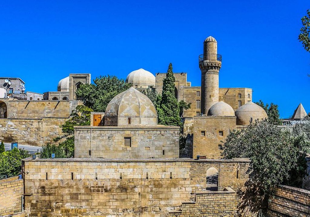 Palais des Chahs de Chirvan Cité Fortifiée De Bakou