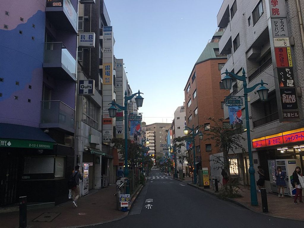 Shinjuku Nichōme Shinjuku NiChome  Lieux Gays